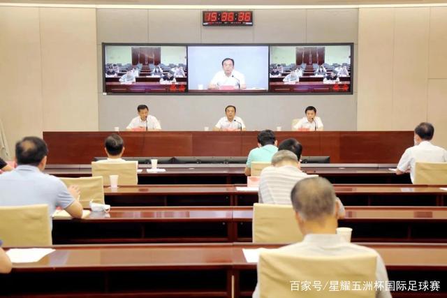 热刺冲刺引援，欲以1.5亿俘获曼城双星；阿森纳锁定孔萨